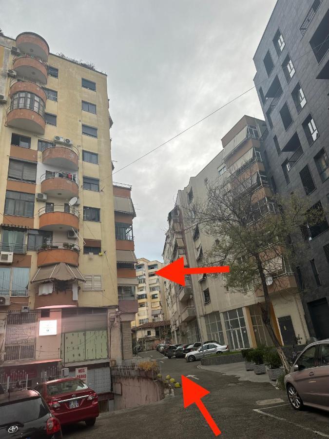 Amos City Center Apartment Тирана Экстерьер фото